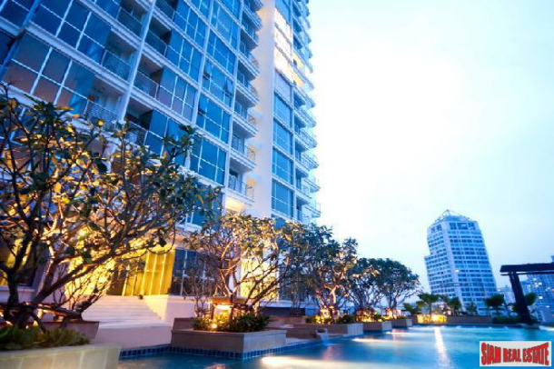 Sky Walk Condo | Large Quality Studio Condo - Unblocked Views on High Floor & Close to BTS Phra Khanong.-21