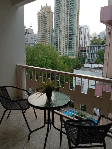 Swasdi Mansion | Spacious Pet Friendly  3 bedrooms and 2 bathrooms in Soi Sukhumvit 31-19