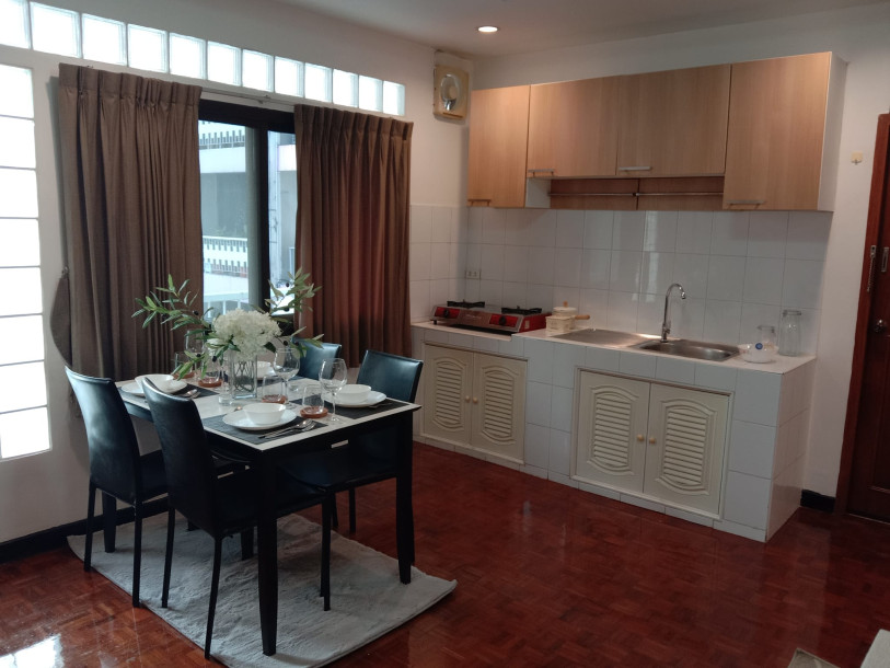 Swasdi Mansion | Spacious Pet Friendly  3 bedrooms and 2 bathrooms in Soi Sukhumvit 31-3