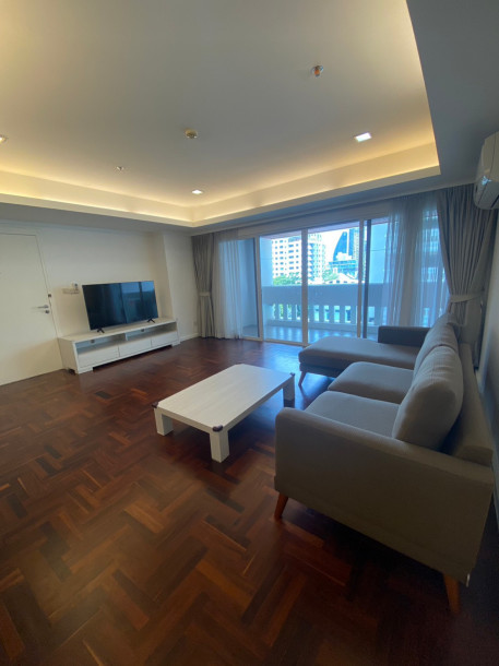 Sethiwan Mansion Sukhumvit 49 | 150 sqm. and 2 bedrooms, 2 bathrooms-9