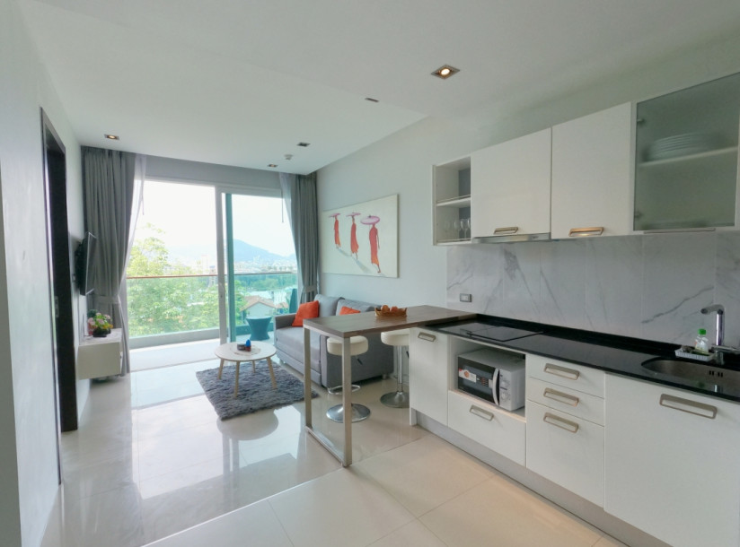 A Stylish Holiday Apartment with Spectacular Sea Views in Patong-3