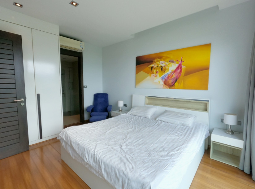 A Stylish Holiday Apartment with Spectacular Sea Views in Patong-7