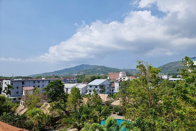 Modern 1-Bed 1-Bath 38 SQM Condo with Seaview in Chalong, Phuket-17