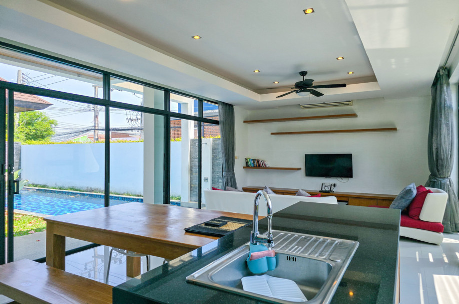 Spacious Three Bedroom Villa With Private Pool In Rawai, Phuket-30