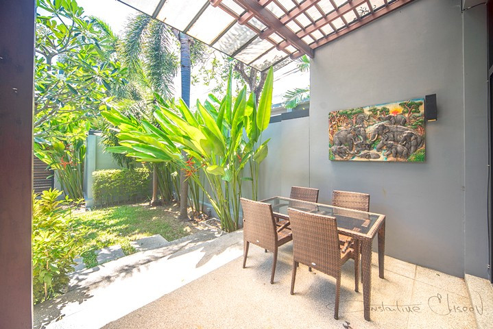 Saiyuan Estate // 2 bed 2 bath semi-detached corner villa 10 mins drive to Nai Harn beach-24