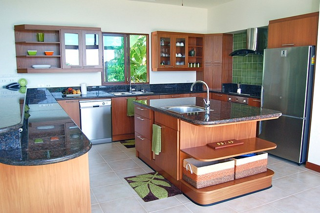 Modern 6-Bed, 6-Bath Villa with Breathtaking Mountain and Sea Views in Rawai, Phuket-5