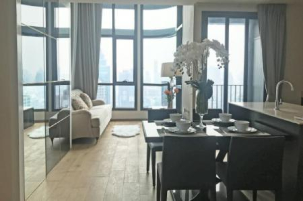 Q Chidlom-Phetchaburi | Luxurious Duplex with Stunning Panoramic View and Stylish Furnishings in Chit Lom-4