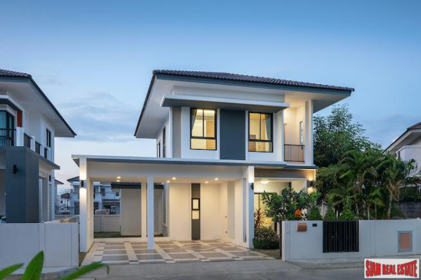 Modern & New Three Bedroom Villas for Sale in San Sai Noi, Chiang Mai-1