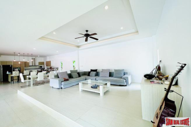 Sunny & Bright Three Bedroom Pool Villa with Fantastic Krabi Mountain Views - For Sale in Nong Thaley-9