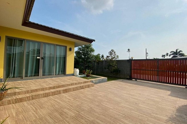 Sa Bai 3-Bedroom Pool Villa in CherngTalay-18